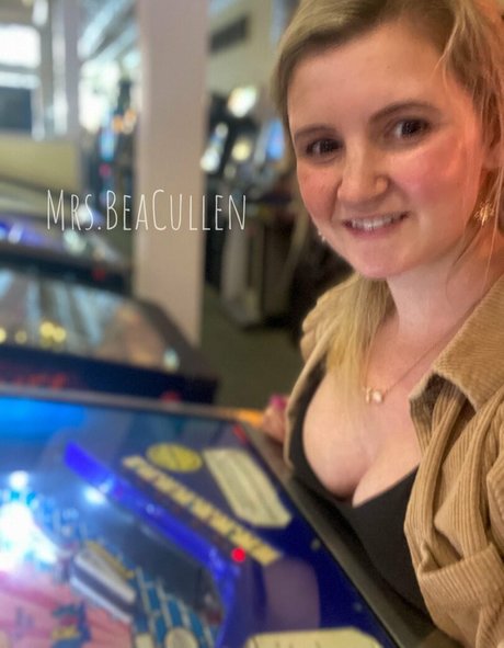 Mrs BeaCullenVIP star du porno adulte galeries