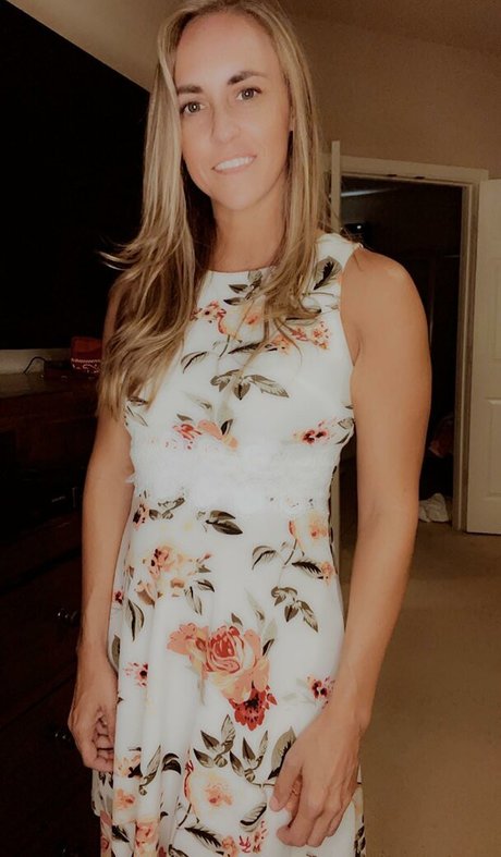 fans sociaux uniquement sexe parfait photo