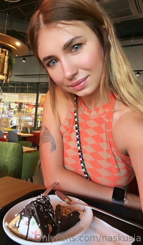 naskusia jolie étoile photos