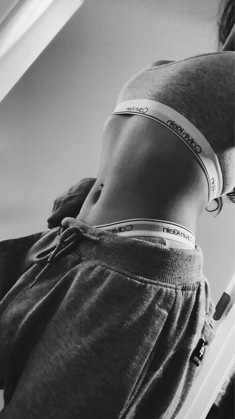 gros seins maigres onlyfans sexe collection