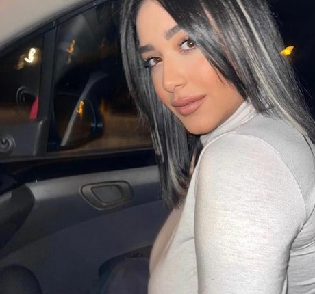 reine de pique onlyfans sexe érotique photos