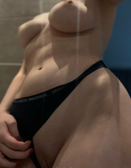 lenasonly actrice exclusive photo