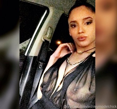 Ashleymodelchick nus star du porno des photos