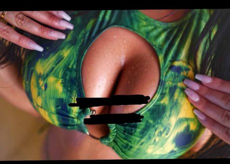 Pinkgeek actrice libre image