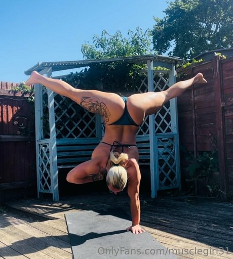 musclegirl31 star du sexe img