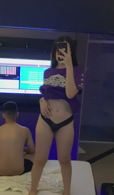 Karoliveira modèle sexy galerie