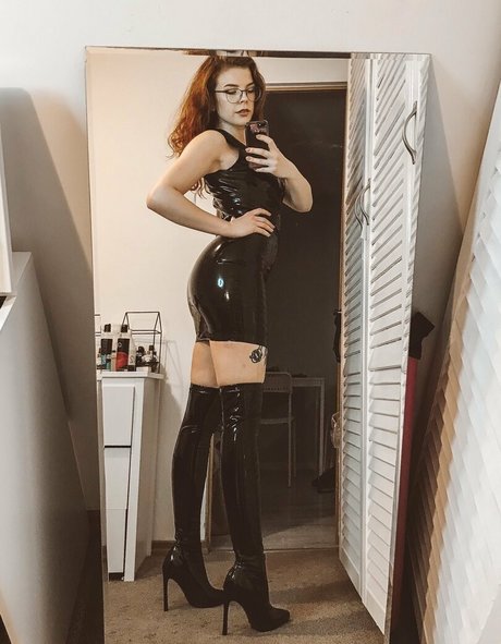 latex fox actrice porno galerie