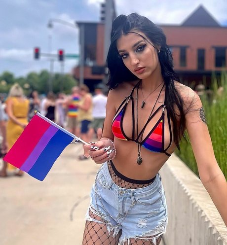 Alison Rainer haut étoile archive