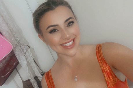 Bec Danaher art de star du porno img