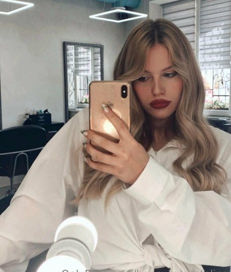 épouse cocue onlyfans xxx image