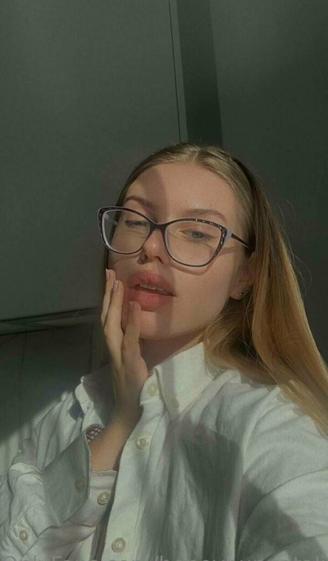 Talisnova actrice de grande qualité photo