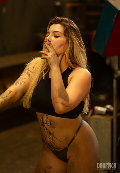 Victoria Foglia art de star du porno image