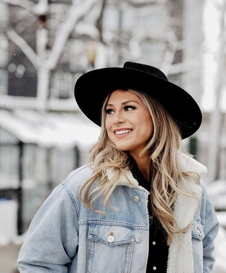 Dannie Rogers joli modèle galeries