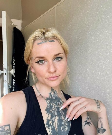 lavenderquinn actrice porno archive