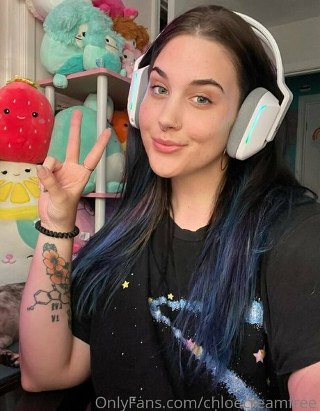 chloecreamfree modèle nu img