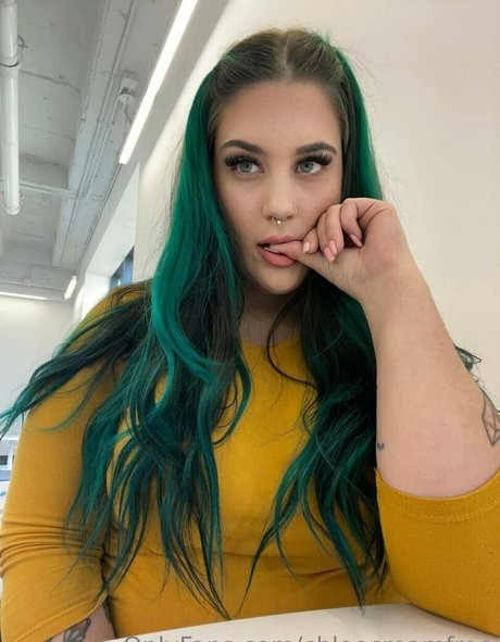 chloecreamfree art modèle des photos