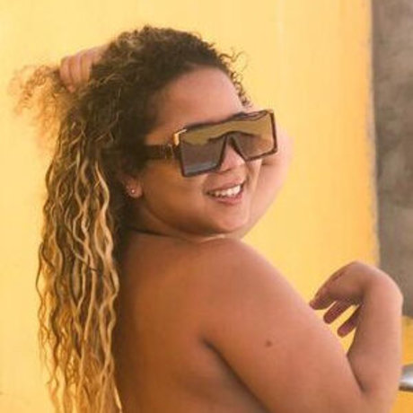 Kelly Rodrigues modèle hd collection