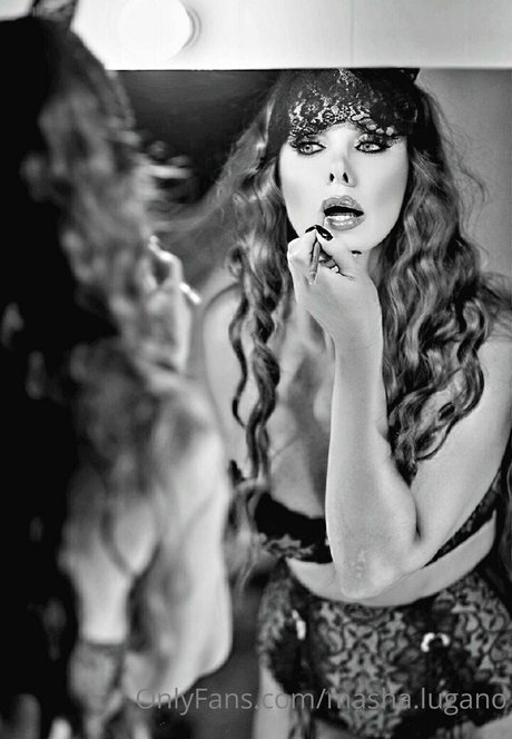 annushka k modèle gratuit archive