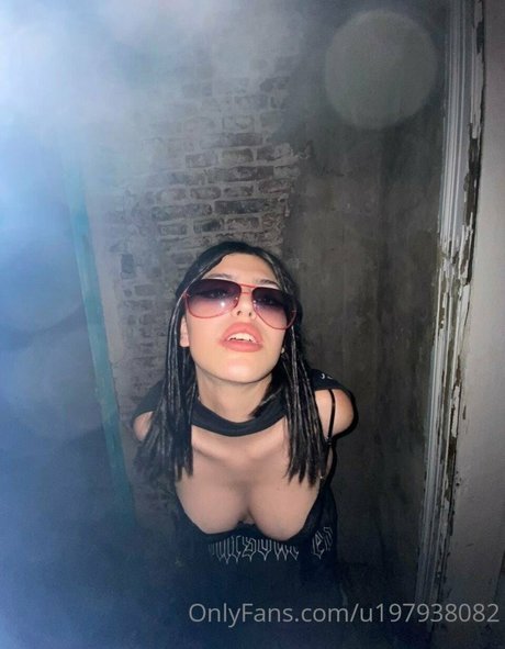 Desiree Bunny jolie étoile galeries