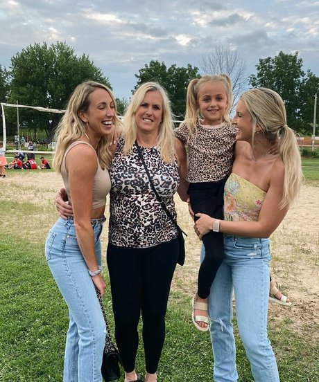 transexuelle post-opératoire onlyfans assez hd des photos