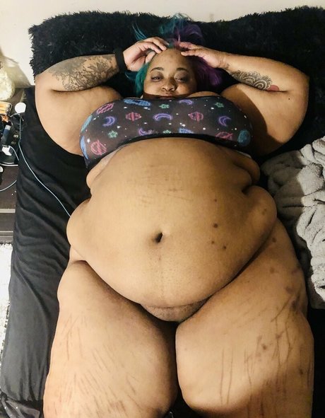 grandes aréoles onlyfans chaud img