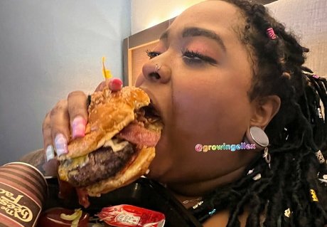 gangbang blond uniquementfans top pornographique photos