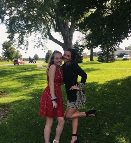 Emmie Garver modèle sympa galeries