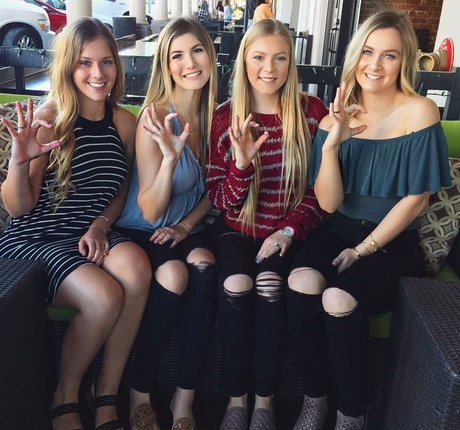 Megan Aisoff star du porno sympa galeries