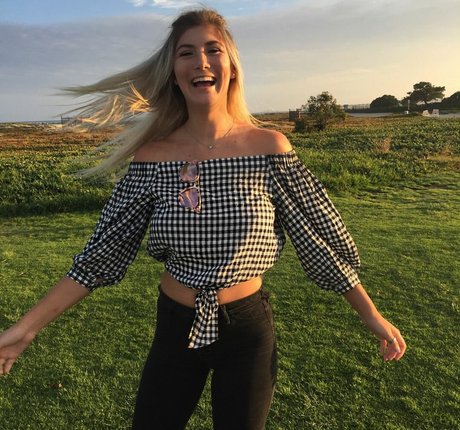 lesbiennes strapon onlyfans pornographique parfait photos