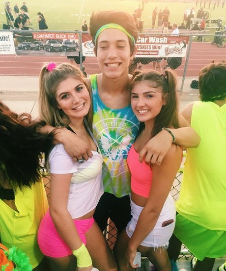 Megan Aisoff modèle joli photo