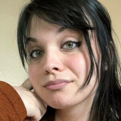 JuliaThongg étoile de l'art archive