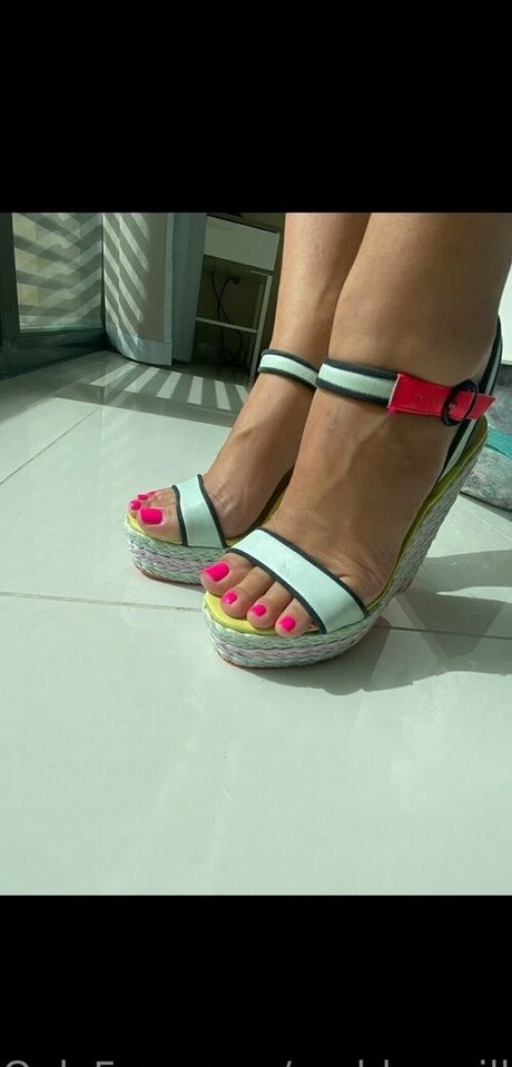 goddesssilkysolesfree étoile xxx photo