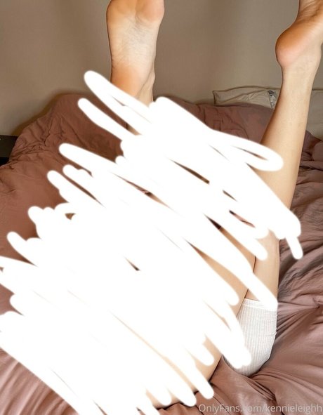 kennieleighh star exclusive photo