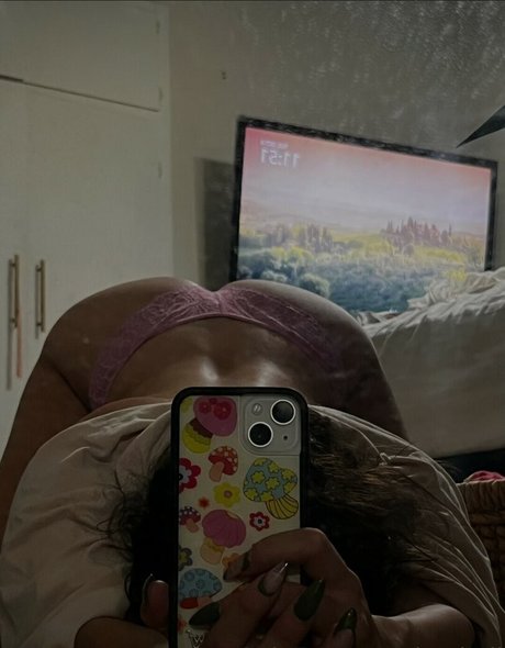 Hailey Gutierrez belle étoile photo