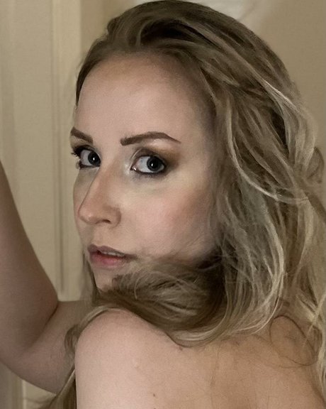 Ciaraquinnxxx modèle pornographique des photos