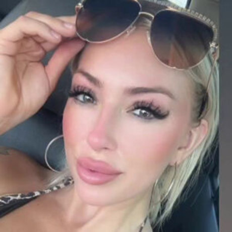 fans de poitrine plate uniquement belle qualité archive