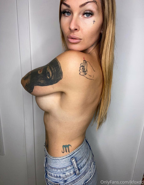 kfoxdd star du porno en haute qualité photos