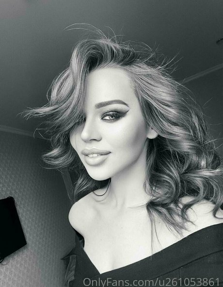 redfoxxxxxxx actrice exclusive des photos