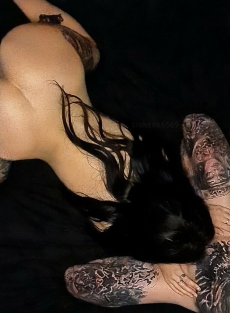 adelezora leefree joli modèle des photos