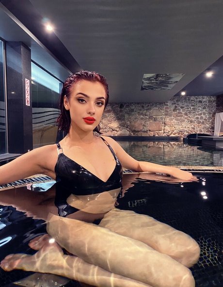 asmr pov uniquementfans chaud et sexy images