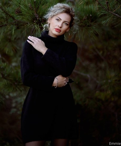 emmie six modèle xxx photos