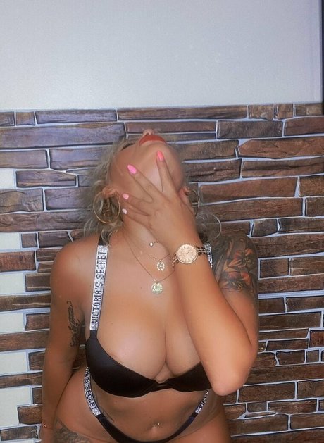 emmie six haut modèle img