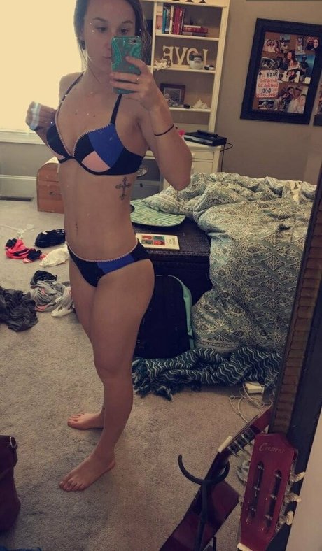 Kate Weisner modèle nu img