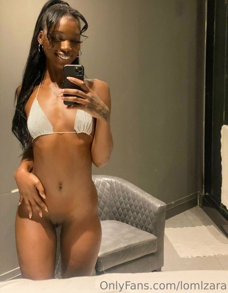 LomlZara actrice libre collection