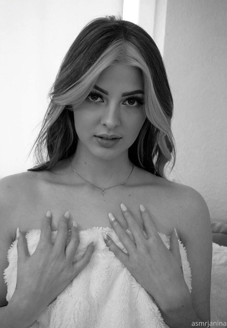 asmrjanina star du porno exclusive image
