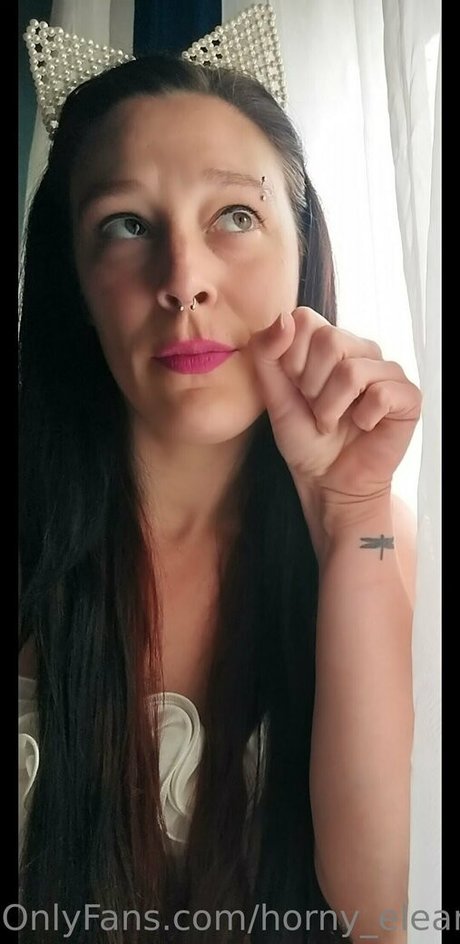 bossbitch eleanor modèle nu photo