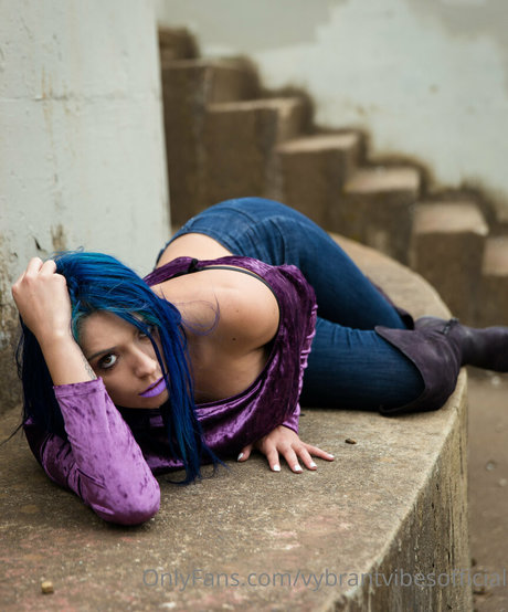 vybrantvibesofficial star du porno galeries