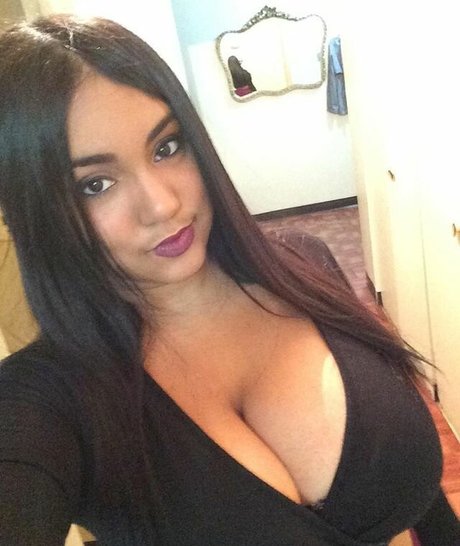 trio sous la douche onlyfans adulte de haute qualité image