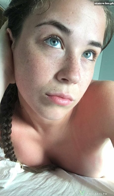 Isla Lockhart actrice pornographique collection