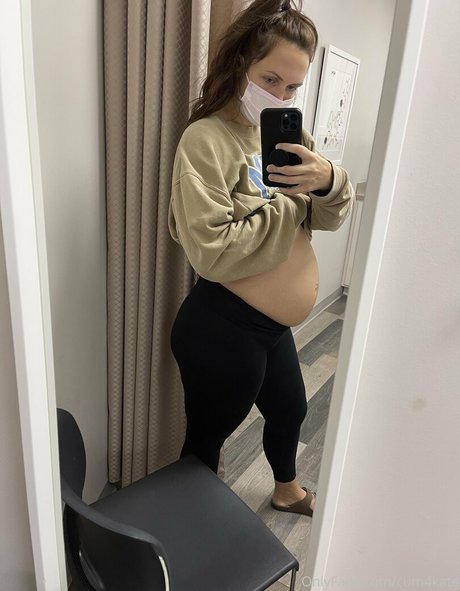 cum4kate modèle adulte img